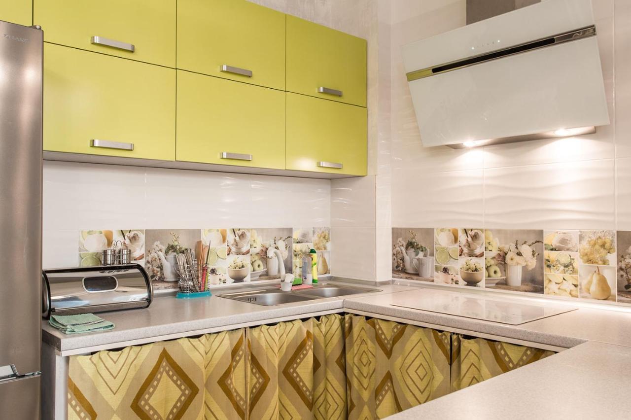 Gagarin Plaza Apartment 70 Square Metres On 12Th Floor Odessa Exterior foto